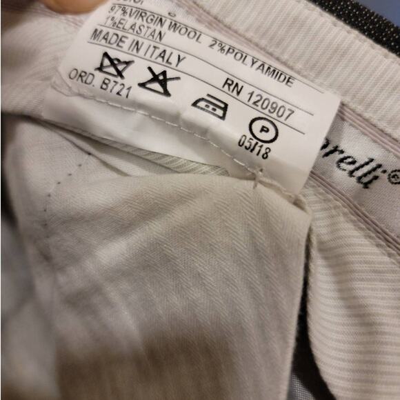 Santorelli Romeo Flat Front Micro Stripe Wool Trouser in Charcoal - Picture 5 of 8